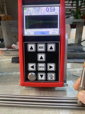 Bir tarama B tarama 0.001mm htigh çözünürlüğü penetrasyon kaplama ultrasonik kalınlık ölçer