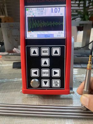 Bir tarama B tarama 0.001mm htigh çözünürlüğü penetrasyon kaplama ultrasonik kalınlık ölçer